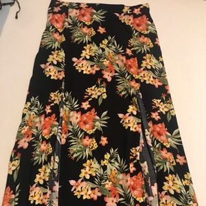 Double Front Slit Floral Maxi Skirt